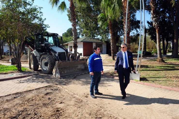Mustafa Ertuğrul Aker Parkı Sezona Yetişecek