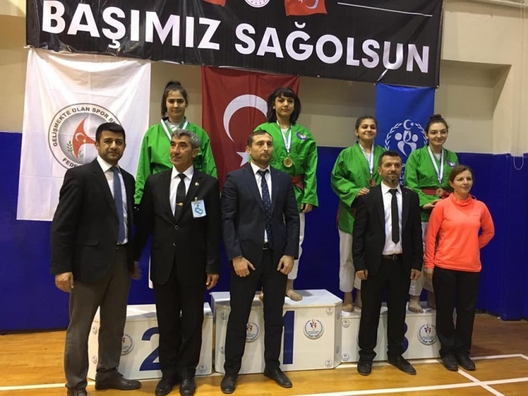 Gerze Hem Judo İlklere Doymuyor