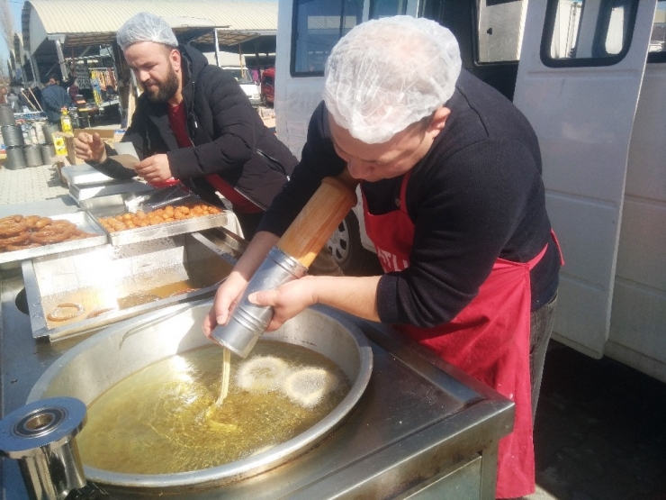 Mobil Tatlıcı Semt Pazarlarında