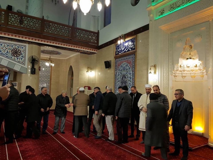 Niğde’de Camilerde Eller Mehmetçik İçin Semaya Kalktı