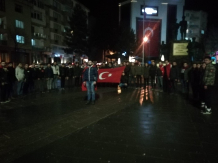 Dodurgalı Gençler Şehitlerini Andı