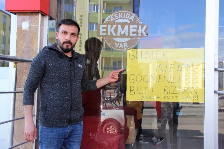 Avrupa’ya Gitmek İsteyen Mülteciler İçin Askıda Bilet Kampanyası Başlattı