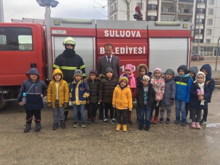 Öğrencilerden Yangın Tatbikatı