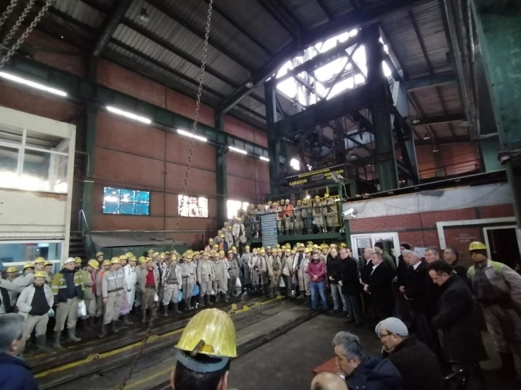 Madenciler, Şehitler İçin Kur’an-ı Kerim Okuttu