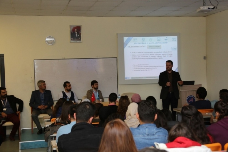 Biyomedikal Uzmanlarından Öğrencilere Seminer