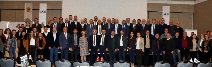 Turunçgil Düşmanı Akdeniz Meyve Sineğine Karşı Ortak Akılla Mücadele