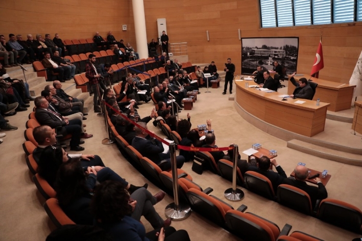 Akhisar Belediye Meclisi Şehitleri Andı