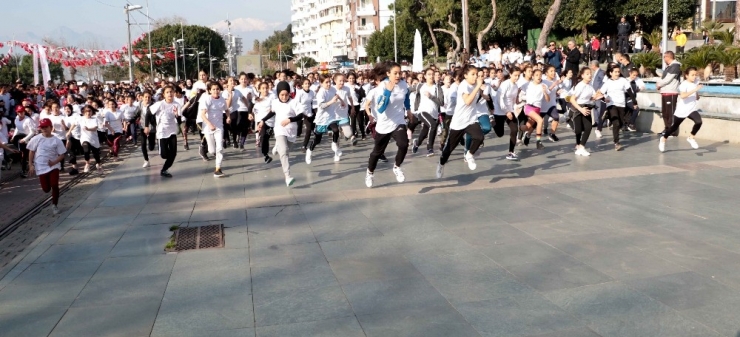 Fetih Gençlik Koşusu’nda Kıyasıya Mücadele