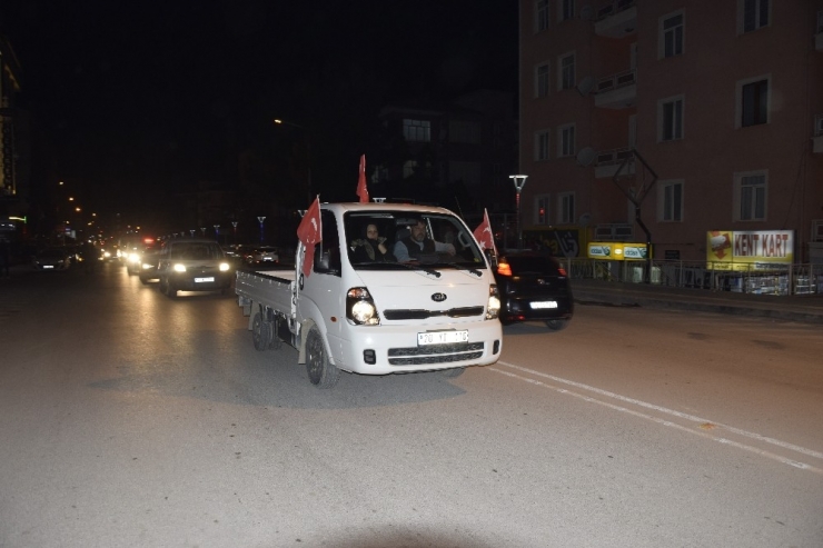 Burdur Esnafından Şehitler İçin Konvoy