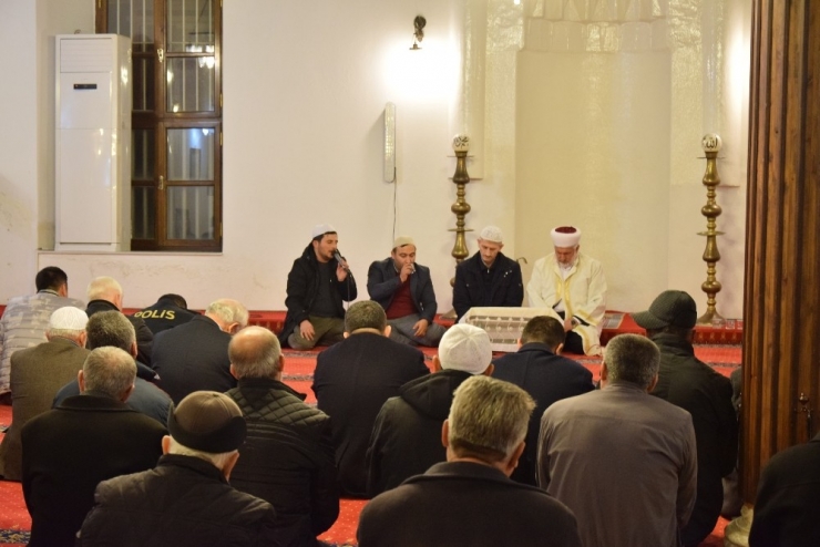 Lapseki’de İdlib Şehitleri İçin Mevlid-i Şerif Okutuldu