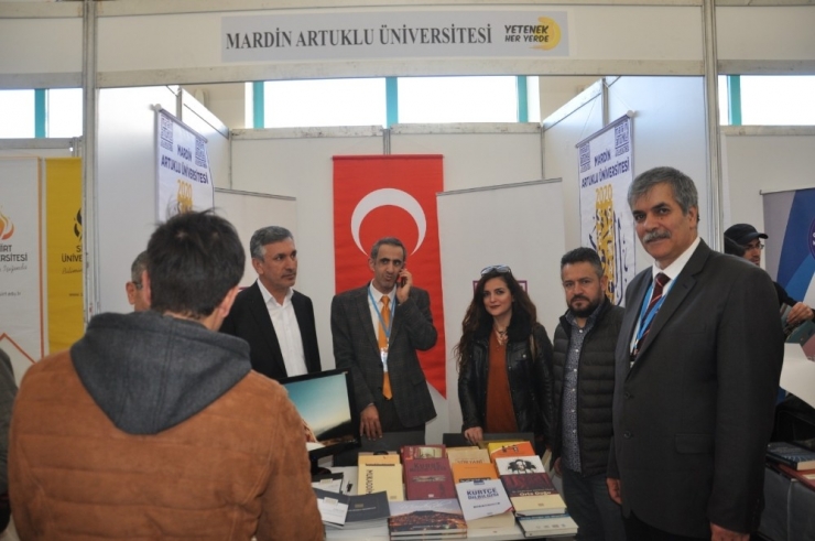 Güneydoğu Bölgesel Kariyer Fuarına Artuklu Üniversitesi Damga Vurdu