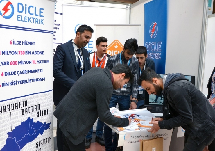 Güneydoğu Bölgesel Kariyer Fuarında Dicle Elektrik’e Yoğun İlgi