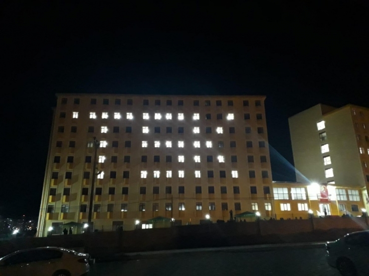 Elazığ’da Öğrencilerden Mehmetçiğe Destek