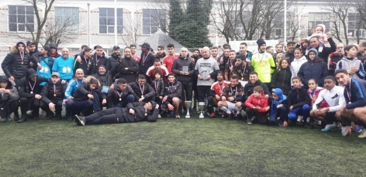 Adıyamanlı Genç İçin Fransa’da Turnuva Düzenlendi