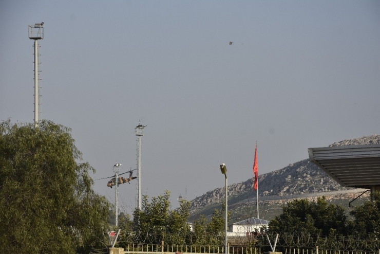 Sınırda Helikopter Hareketliliği