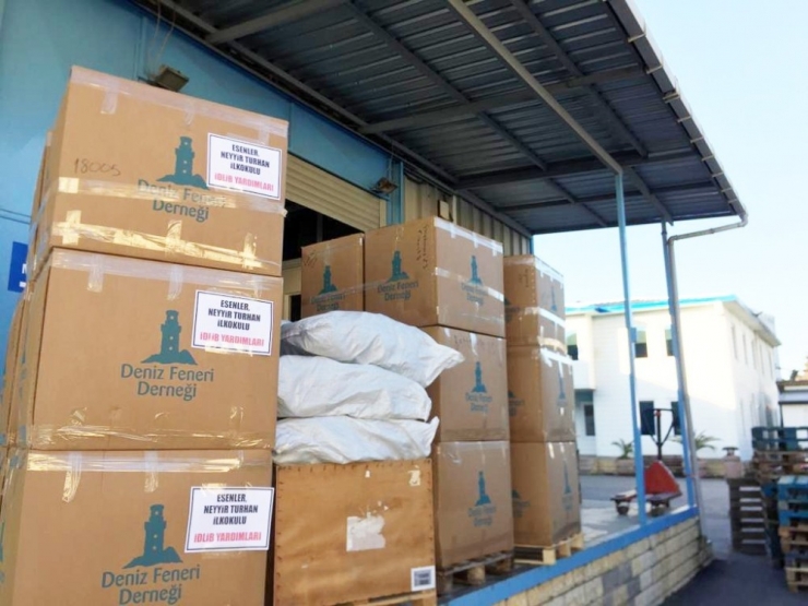 İdlib Esenler Köyüne Öğrenci Desteği