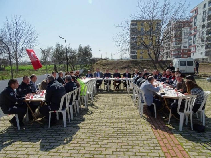 İncirliova’da İdlib Şehitleri İçin Pilav Hayrı Düzenlendi