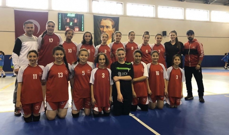 Ispartalı Hentbolcular, Yarı Finallere Yükseldi