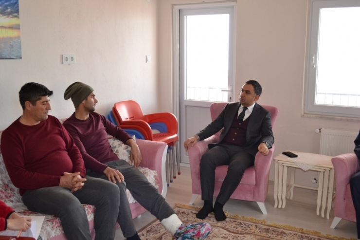 İdlib Gazisine Baba Evinde Ziyaret