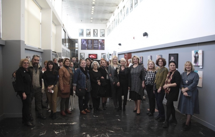 Yaralarım Aşktandır Adlı Resim Sergisi Kartal’da Ziyarete Açıldı