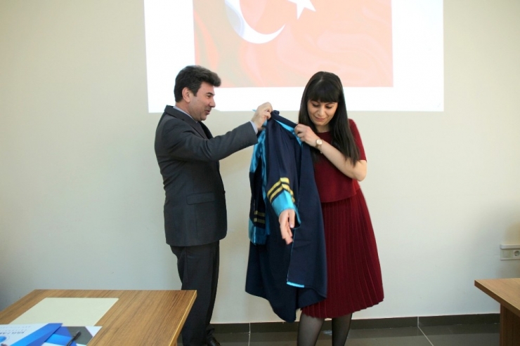 Doçentler Cübbe Giydi
