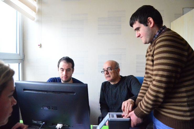 Özel Çocukların Hayatını Kurtaracak Özel Parmak İzi