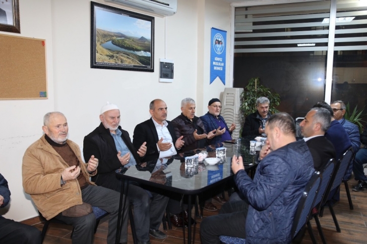 Başkan Söğüt, “Dualarımız Mehmetçiğimizle”