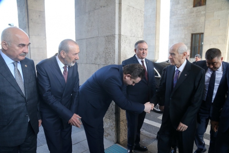 Mhp Lideri Bahçeli: "Cumhurbaşkanımızla Putin’in Yapacağı Planlı Görüşme Kritiktir, Çok Mühimdir. Soçi Mutabakatı’nı İhlal Eden Taraflar Arafta Değil Açıktadır" (3)