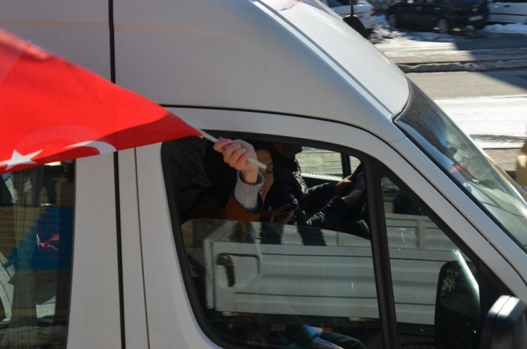 Şoförlerden Bahar Kalkanı Harekatı’na Destek