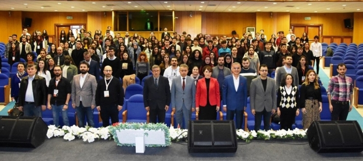 Idea’20 "Bakış Açını Değiştir" Temasıyla Başladı