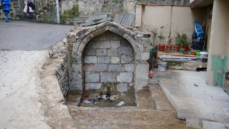 Ortahisar Tarihi Çeşmeleri Restore Ediyor