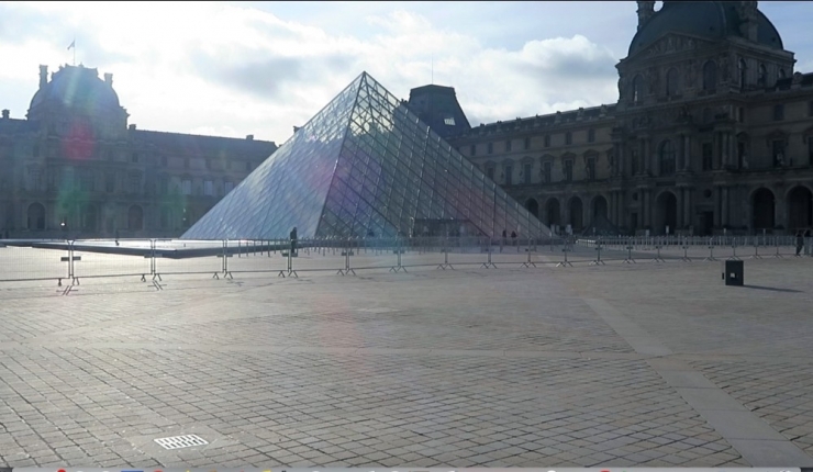 Louvre Müzesi’nde Güvenlik Önlemleri Arttırıldı