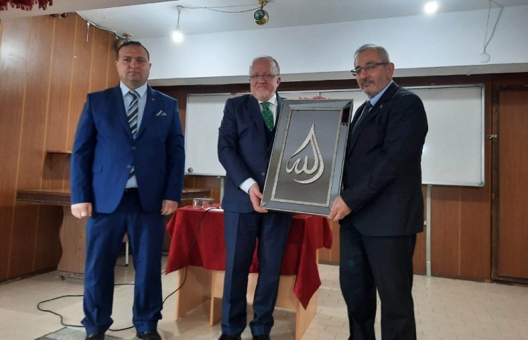 Rektör Aydın: "Bölgesel Kalkınma Odaklı Üniversiteler İçinde Yer Almayı Hedefliyoruz"