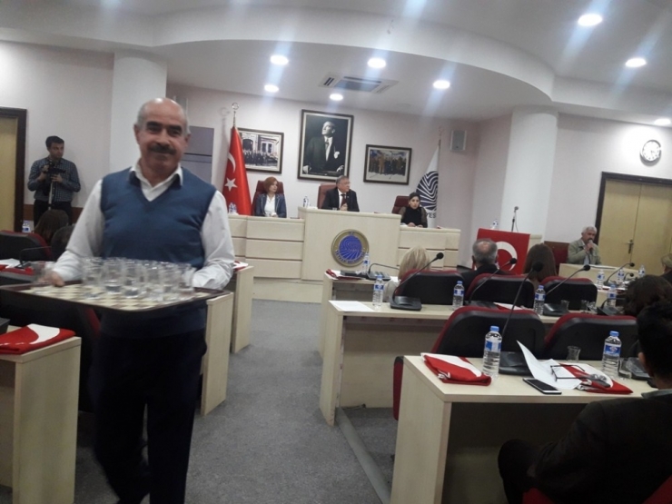 Seyhan Belediye Meclisi’nden Şehitlere Saygı Toplantısı