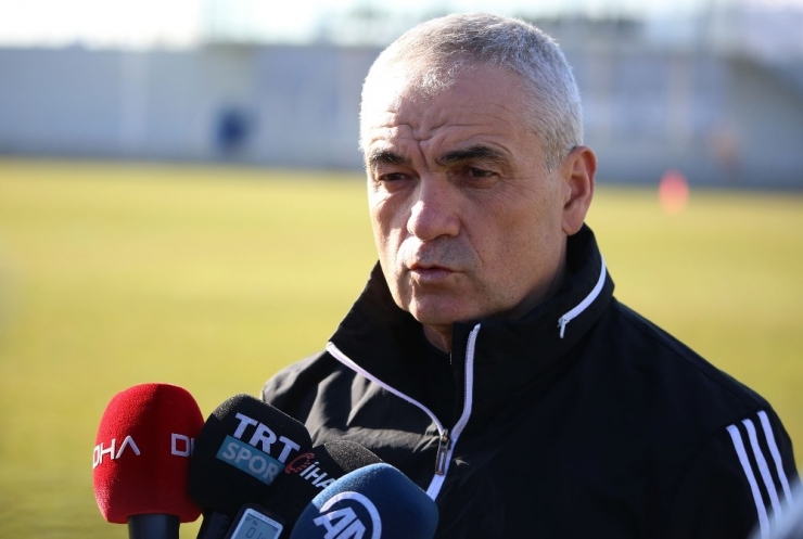 Rıza Çalımbay: “Maç Saatinin Değişmesine Gerek Yok”
