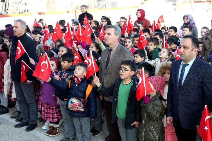 Suluova’da İlk Ders: "Vatan Size, Gelecek Bize Emanet”