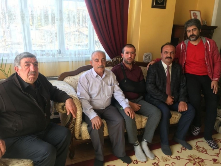 İdlib Gazisi: “Toprağımızın Bütünlüğü İçin İdlib’de Olmaya Devam Edeceğiz”