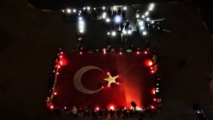 ‘Bahar Kalkanı’ Ve Şehitler Anısına Işık Şöleni