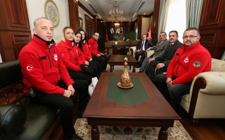 Daskut’a Vali Canbolat’tan Destek Sözü