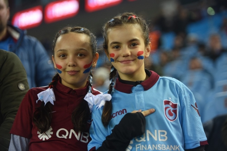 Ziraat Türkiye Kupası: Trabzonspor: 0 - Fenerbahçe: 0 (İlk Yarı)