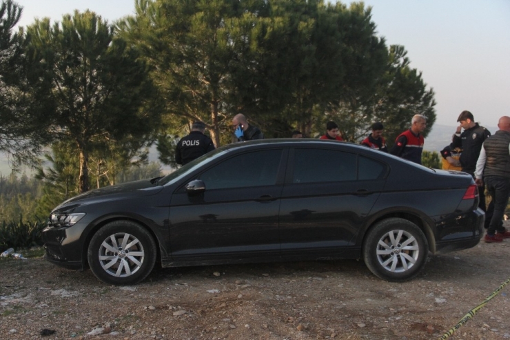 Ağaçta Asılı Bulundu