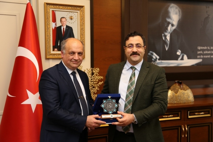 Alkü İle Gaü Arasında İşbirliği Protokolü