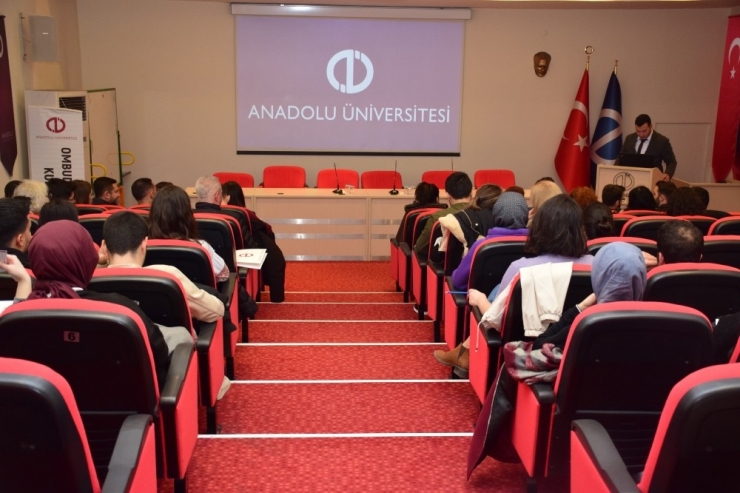 Anadolu Üniversitesi’nde “Ombudsmanlık” Konuşuldu