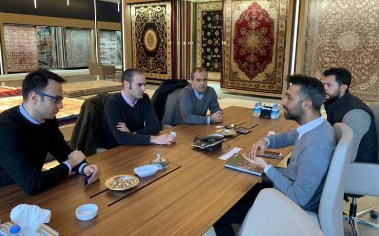 İspanyol Devinin Gözü Gaziantep Halısında