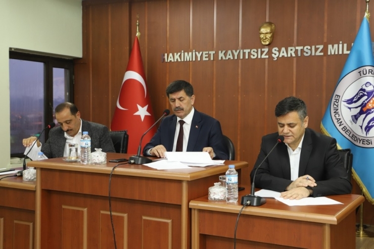 Belediye Meclisi Mehmetçik İçin Tek Yürek Oldu