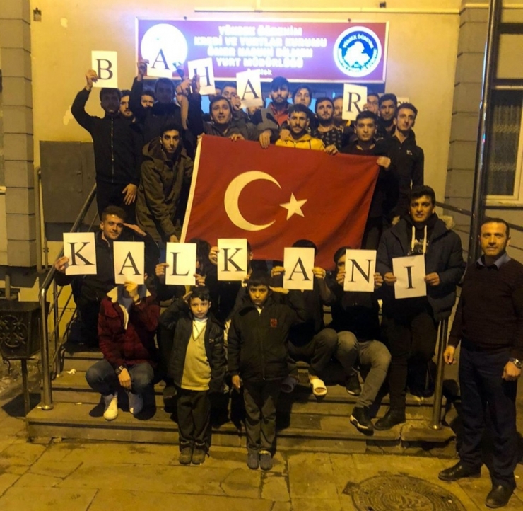 Öğrencilerden Bahar Kalkanı Harekatına Destek