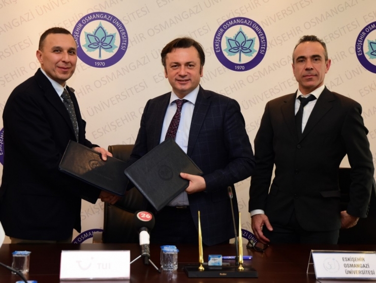 Esogü İle Avrupa’nın En Büyük Tur Operatörü Tuı Arasında İşbirliği Protokolü İmzalandı