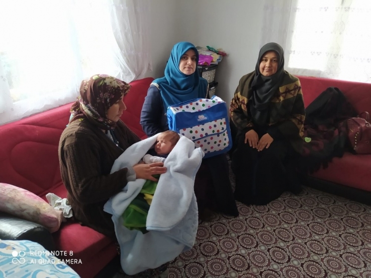 Bu Köprü Başka Köprü