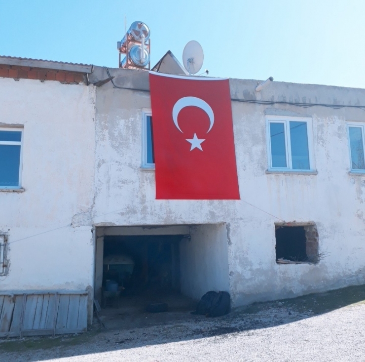 Elazığ’a Şehit Ateşi Düştü