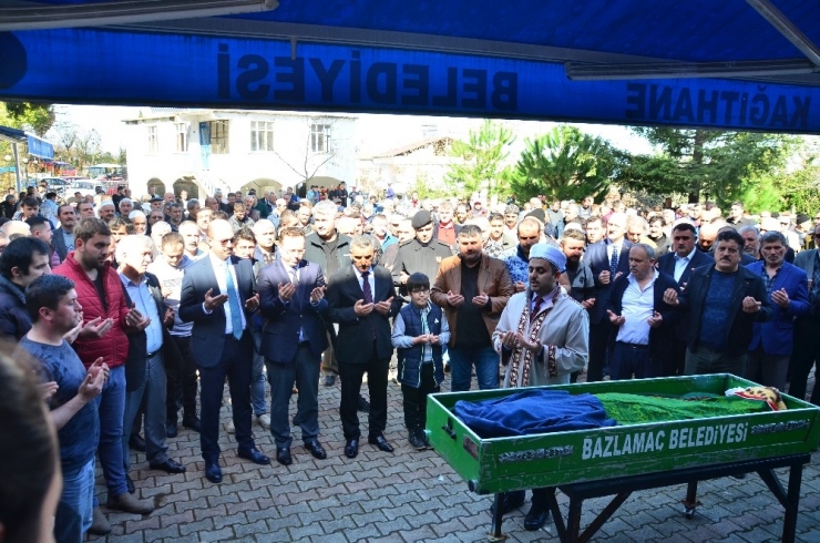 Irmakta Boğulan Baba Toprağa Verildi